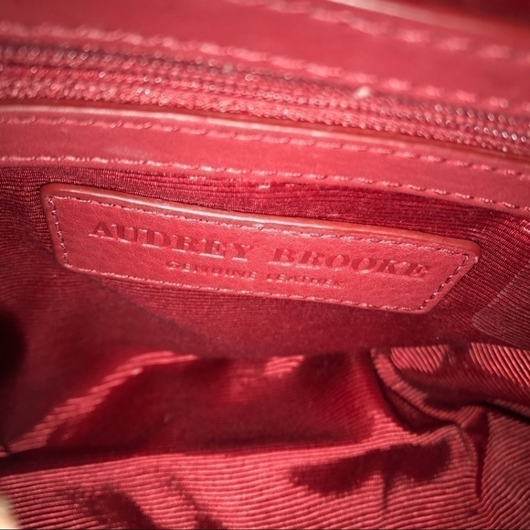 Beautiful Audrey Brooke Red Leather Bag - Picture 8 of 8